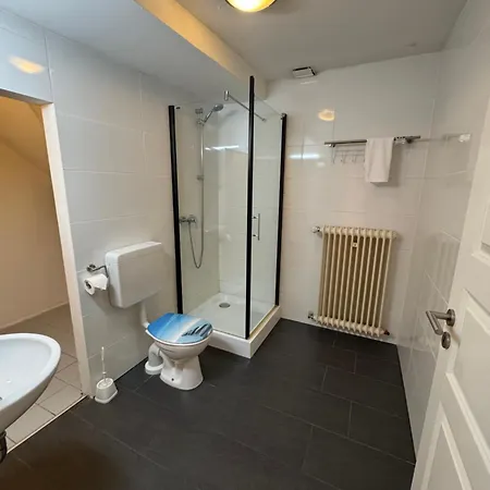 Monteurwohnung In Fuer Bis Zu 5 Personen
