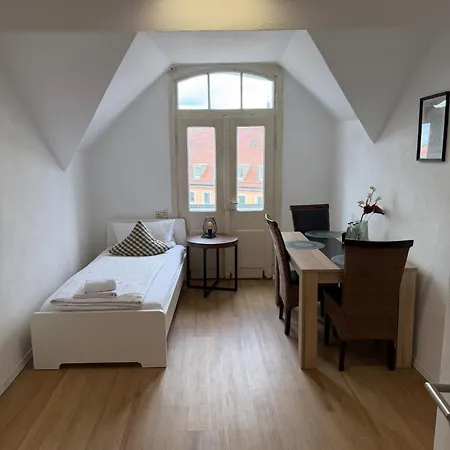 Apartman Monteurwohnung In Fuer Bis Zu 5 Personen
